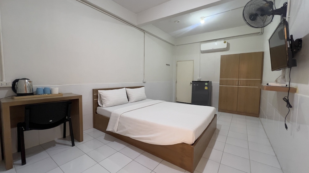 ze residence ram intra