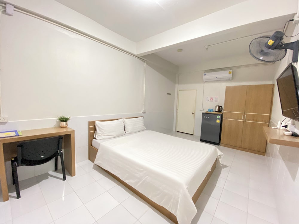 ze residence ram intra