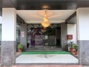 hotel aryan inn lalitpur