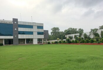 hotel aryan inn lalitpur