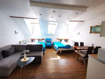 meridian apartments