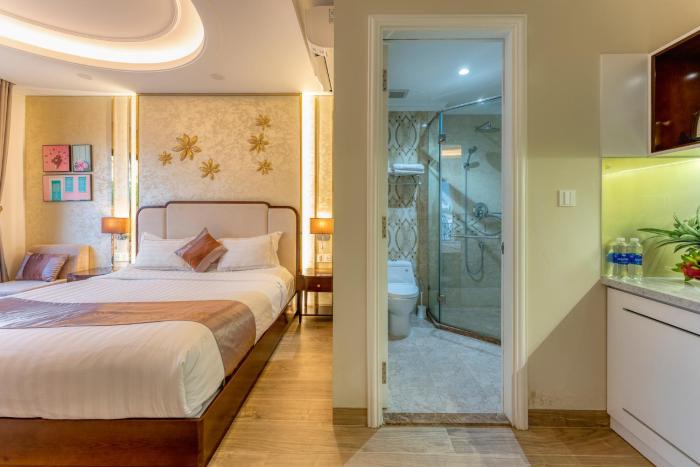 golden tree hotel and apartment by zuzu