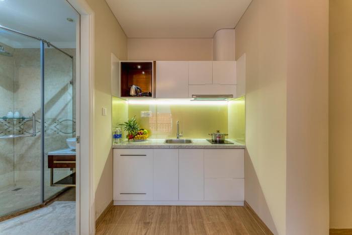 golden tree hotel and apartment by zuzu
