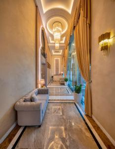 golden tree hotel and apartment by zuzu