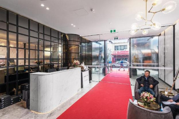 sky one apartments by cllix