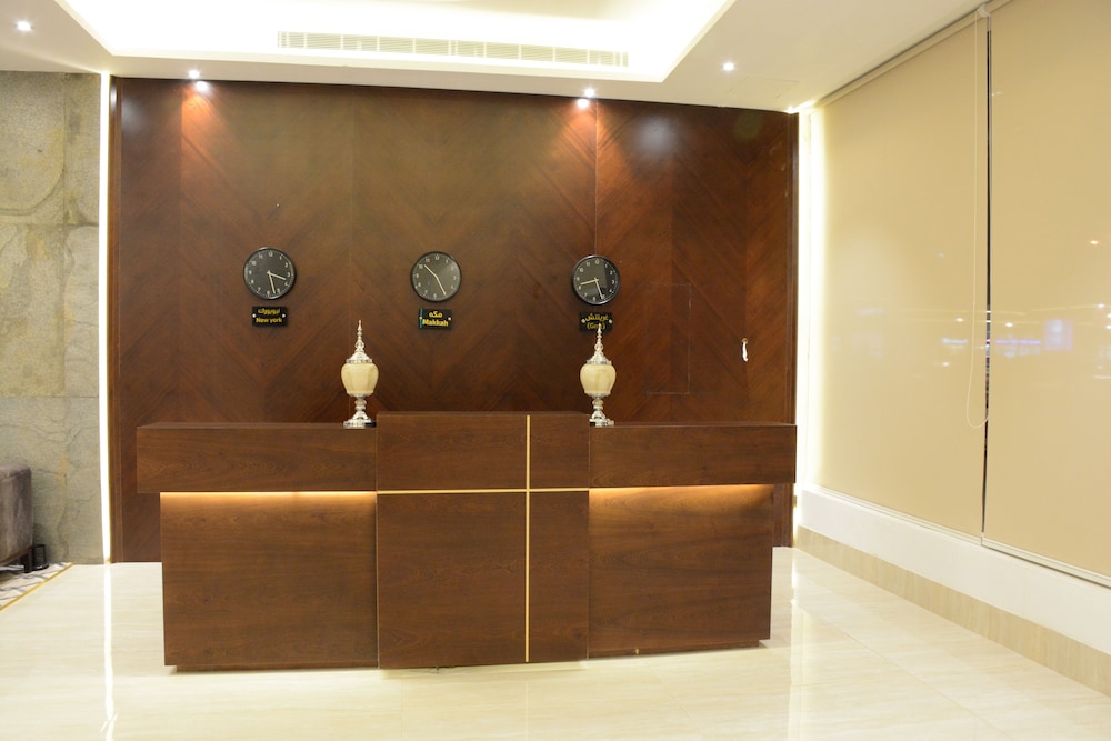 al ewan hotel apartments