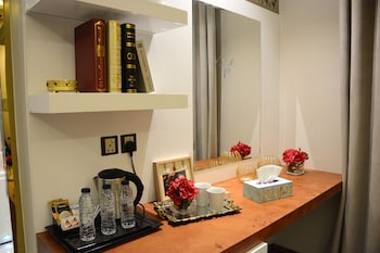 al ewan hotel apartments