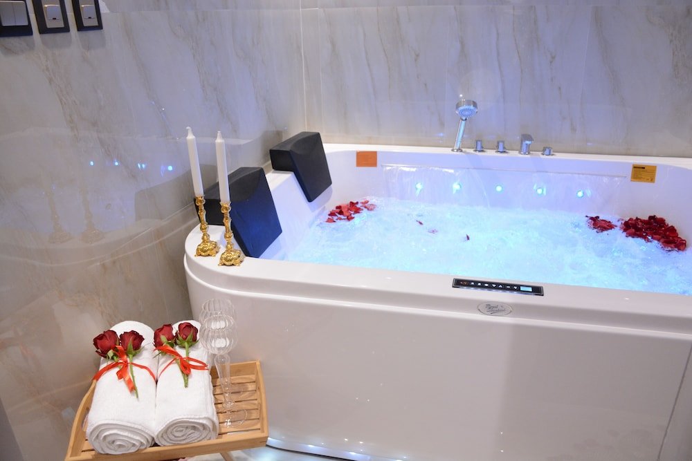 al ewan hotel apartments