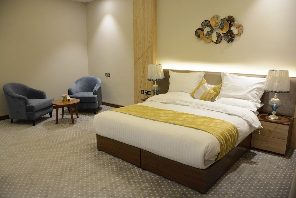 al ewan hotel apartments