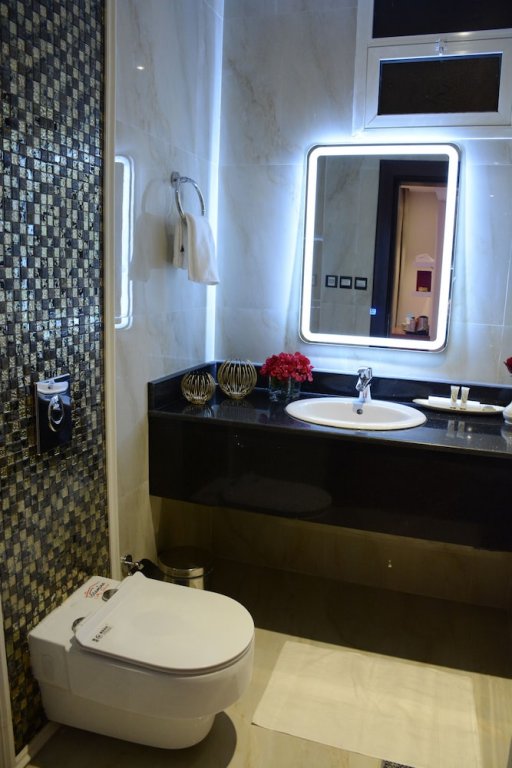 al ewan hotel apartments