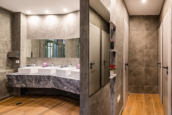 athens hub hostel