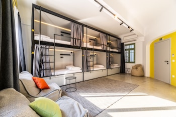 athens hub hostel