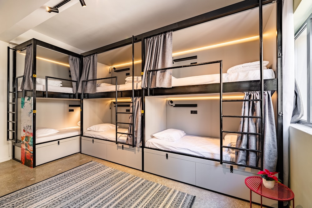 athens hub hostel