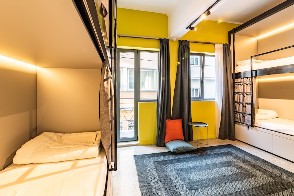 athens hub hostel