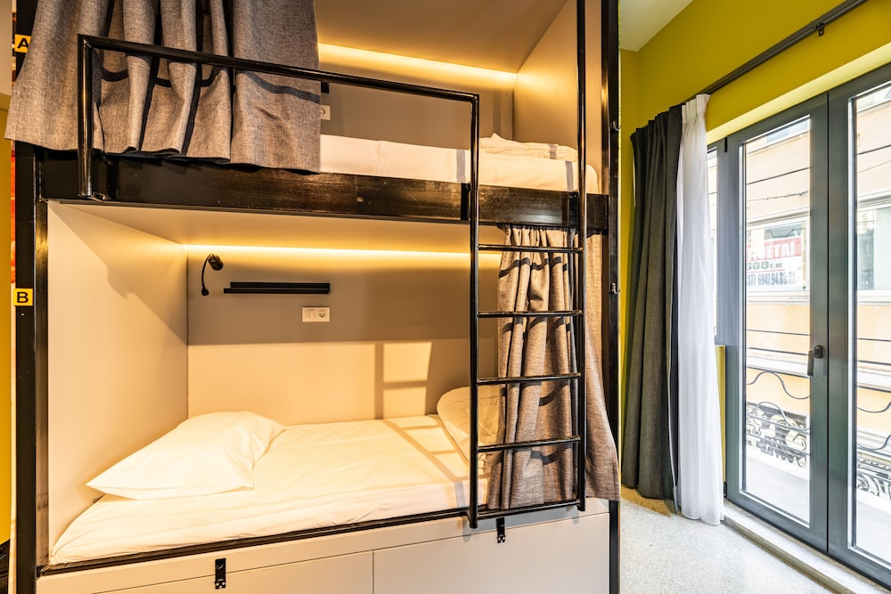 athens hub hostel