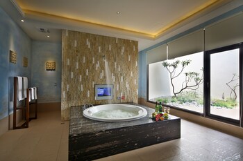 moon inn boutique motel