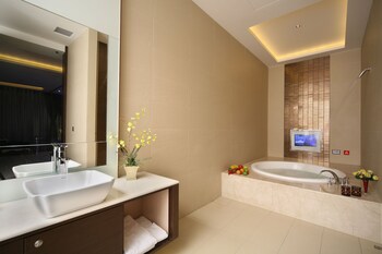 moon inn boutique motel