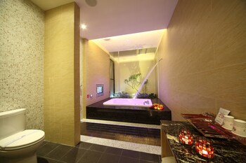 moon inn boutique motel