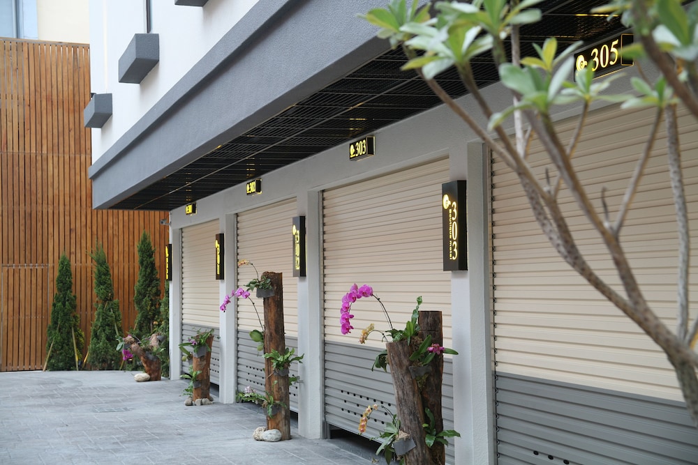 moon inn boutique motel