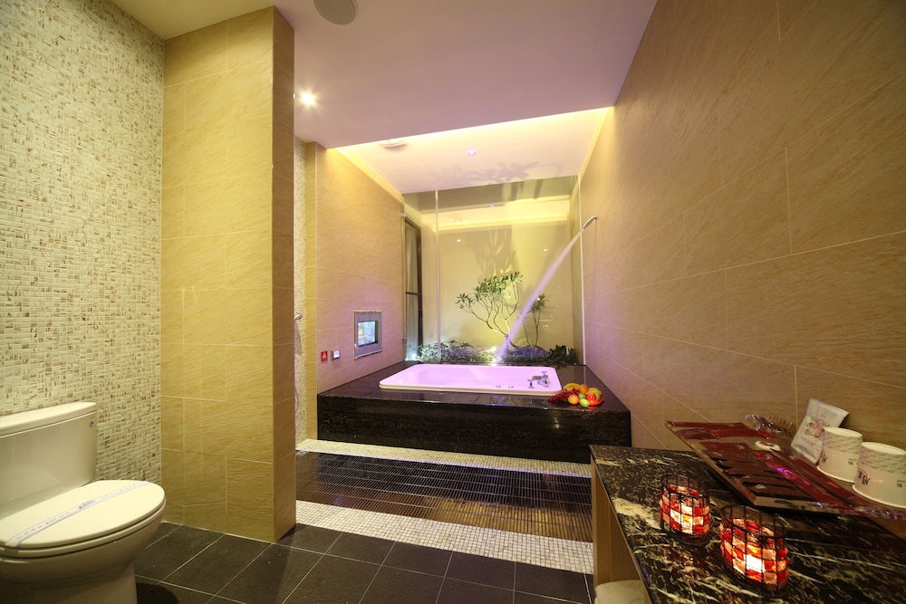 moon inn boutique motel