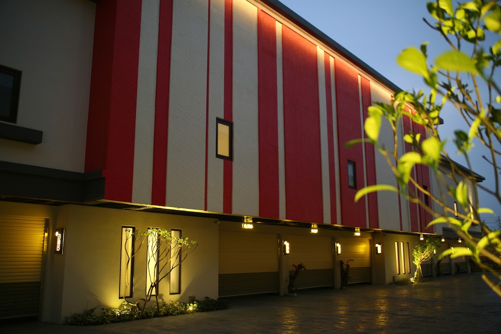 moon inn boutique motel