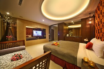 moon inn boutique motel