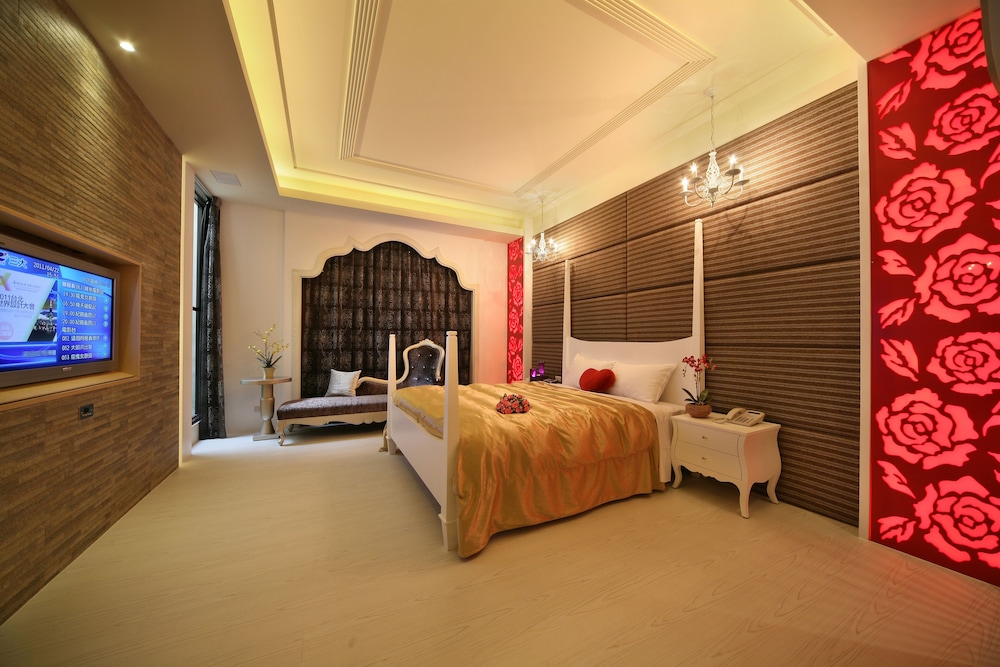 moon inn boutique motel