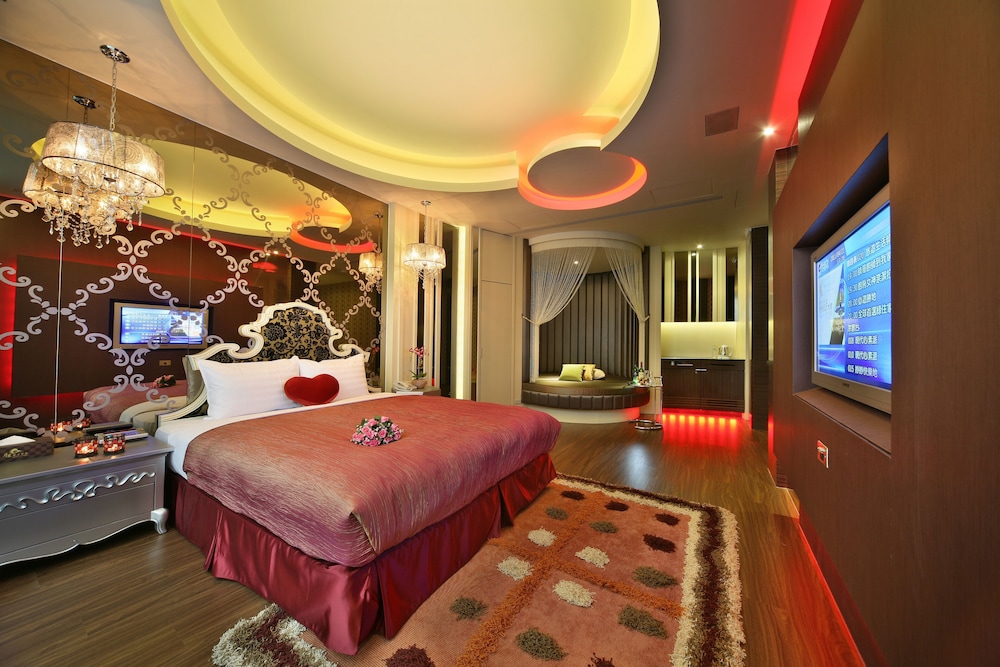 moon inn boutique motel