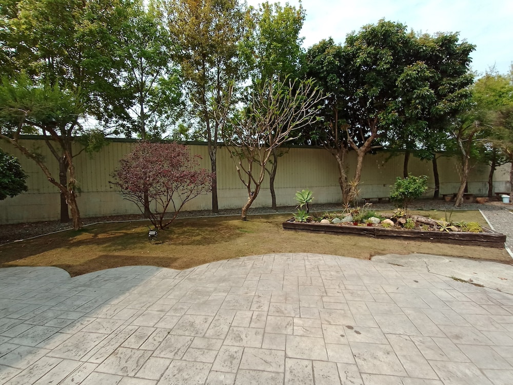 moon inn boutique motel