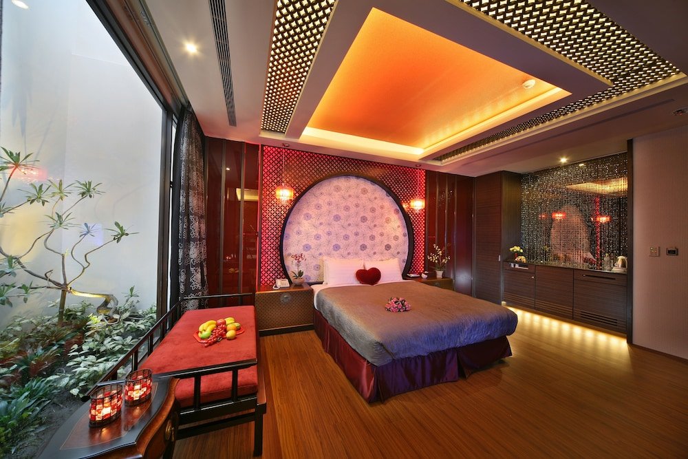 moon inn boutique motel