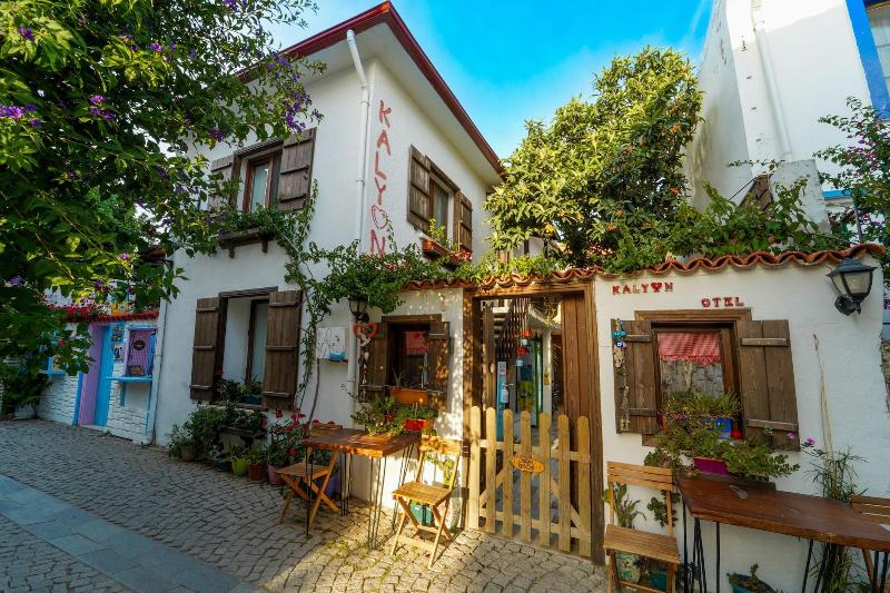 sigacik kalyon otel