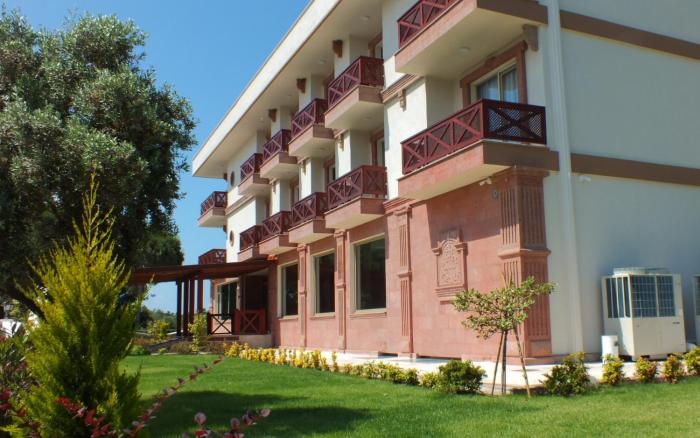 helen troya hotel geyikli