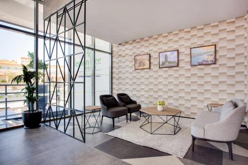 lemon tree hotel dubai