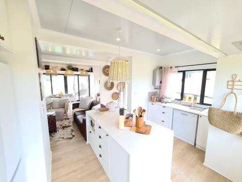 buff and fellow eco cabins