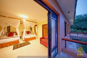 ihamba lakeside safari lodge