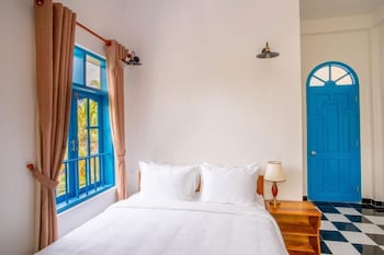 vida loca resort and sunset beach