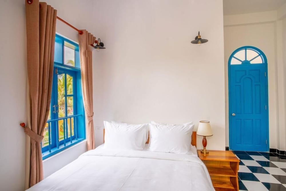 vida loca resort and sunset beach