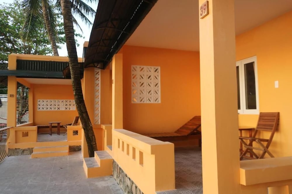 vida loca resort and sunset beach