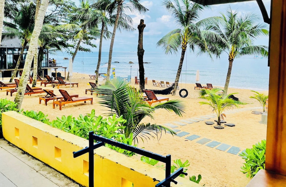 vida loca resort and sunset beach