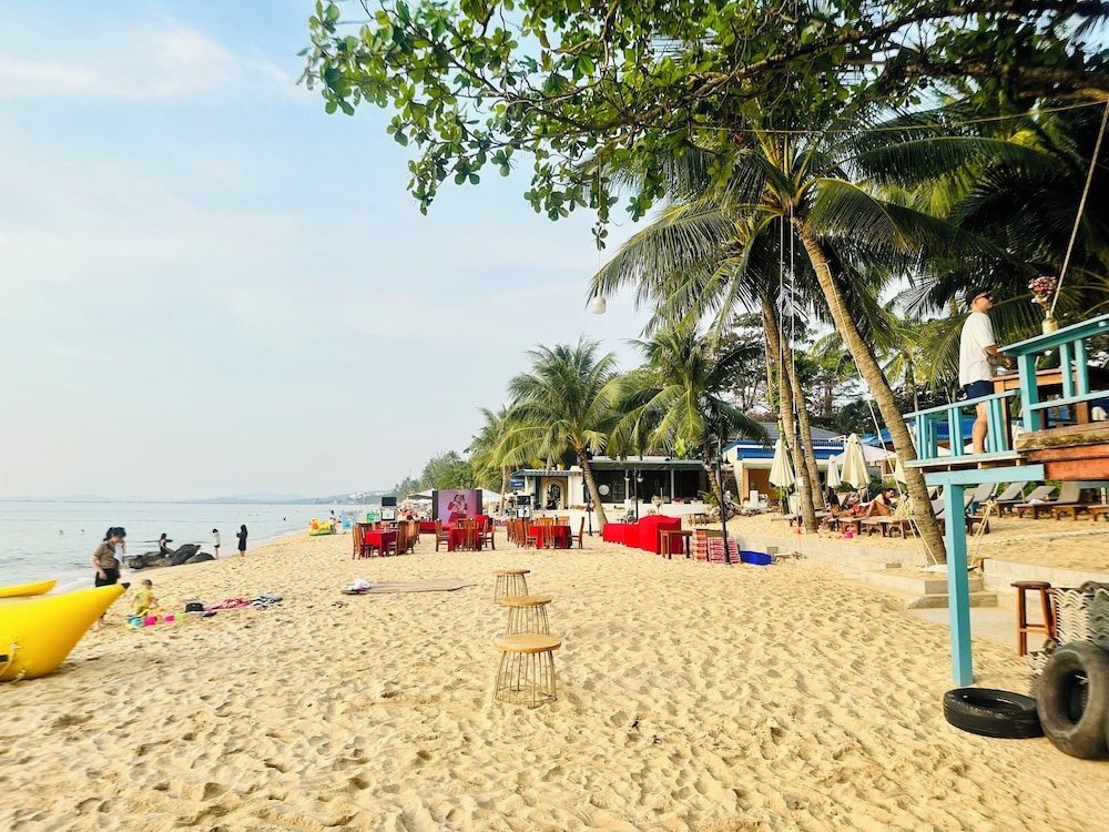 vida loca resort and sunset beach