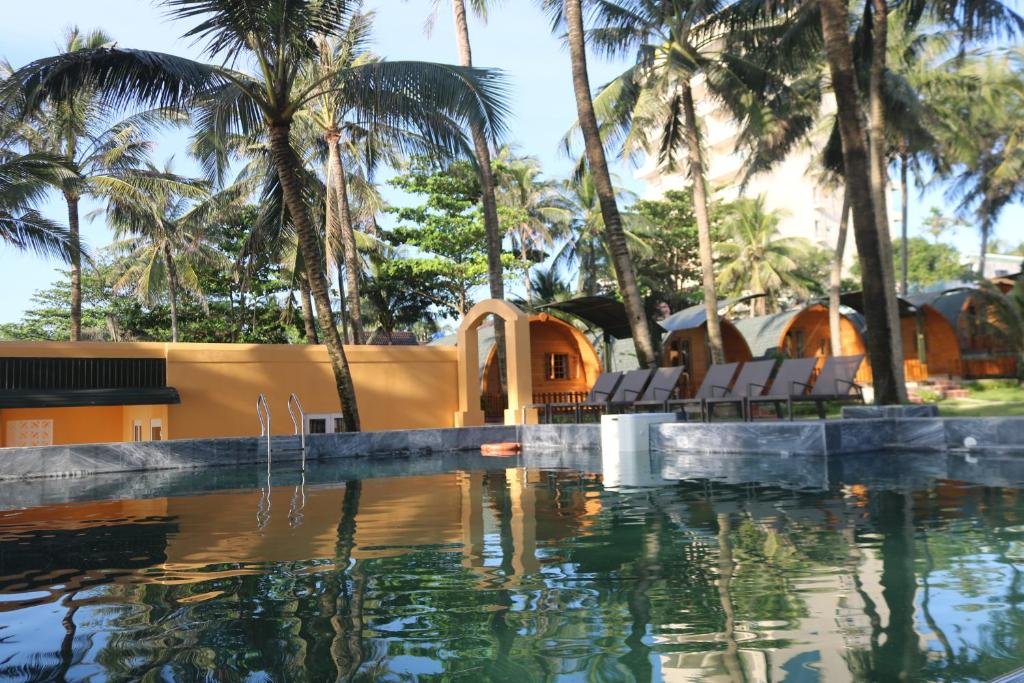 vida loca resort and sunset beach