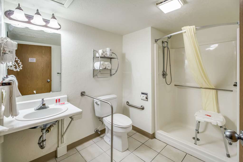econo lodge custer