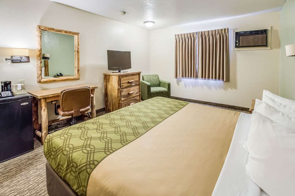 econo lodge custer