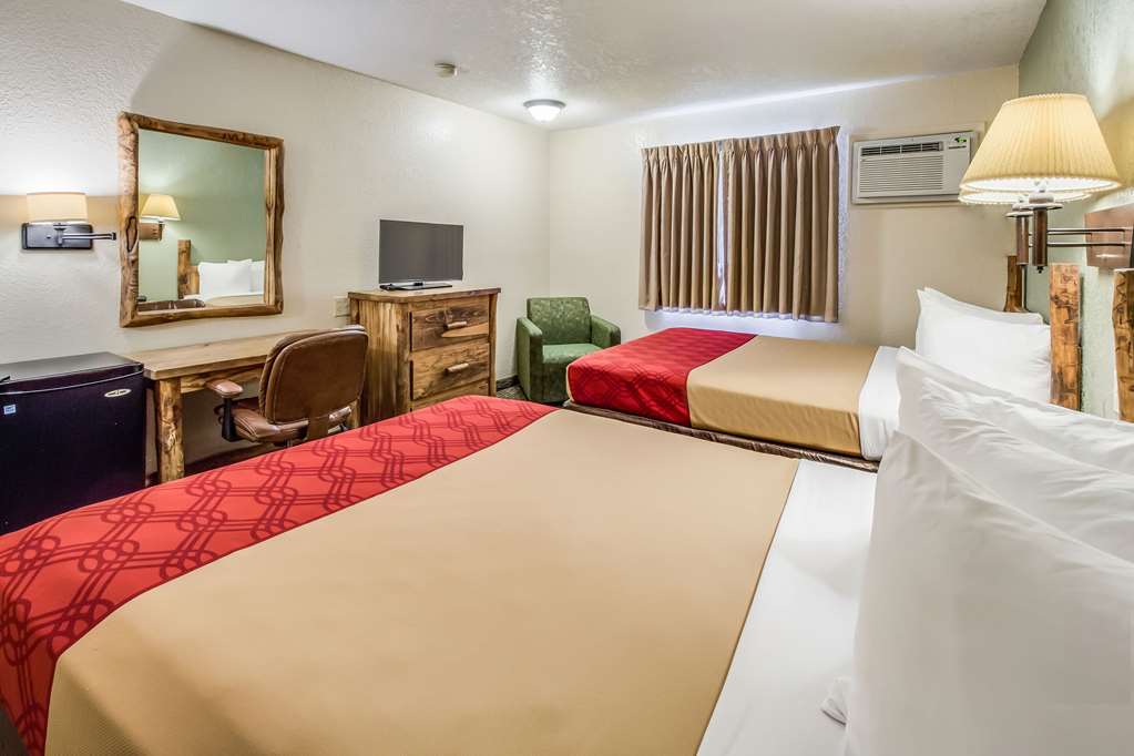 econo lodge custer
