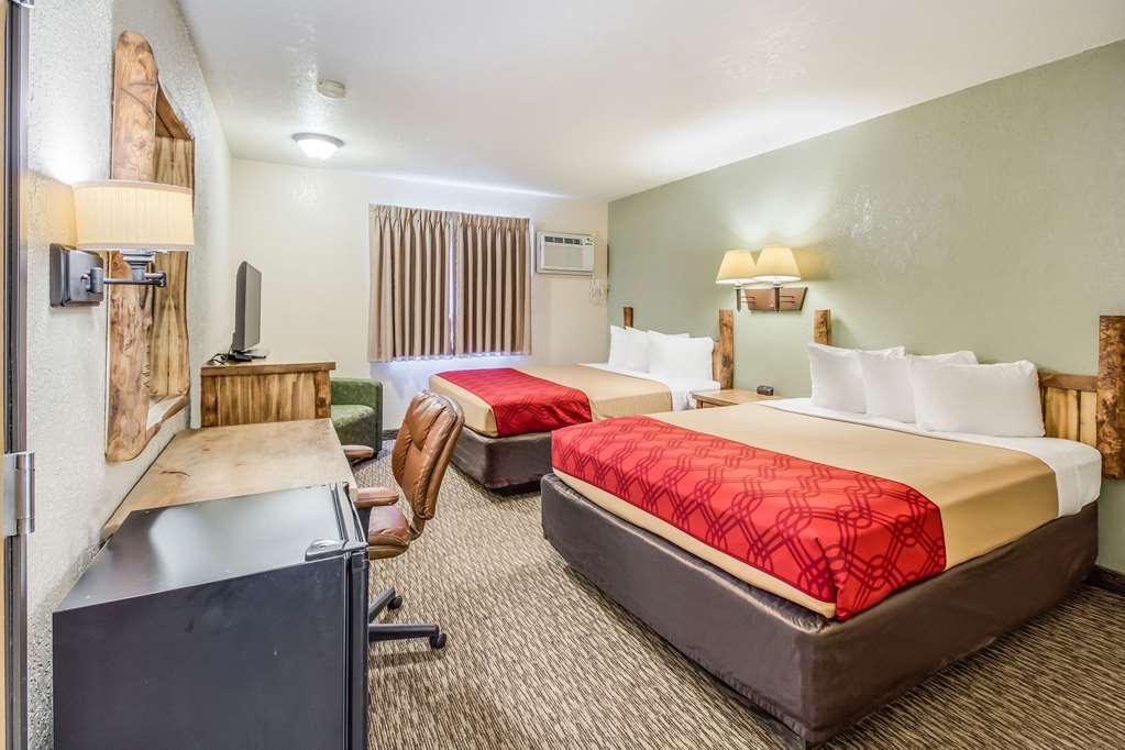 econo lodge custer