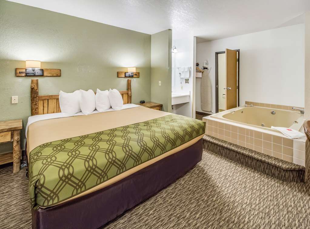 econo lodge custer