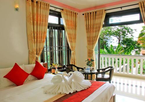 green island hoian villa