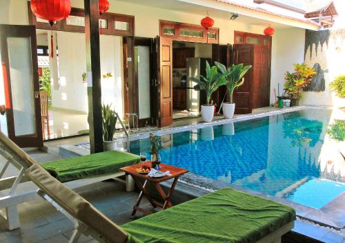 green island hoian villa
