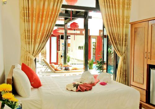 green island hoian villa