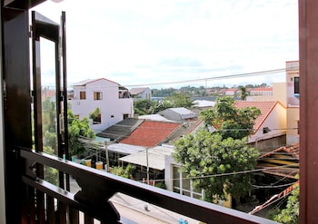 green island hoian villa